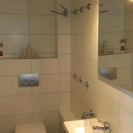 Apartment De Tweit In